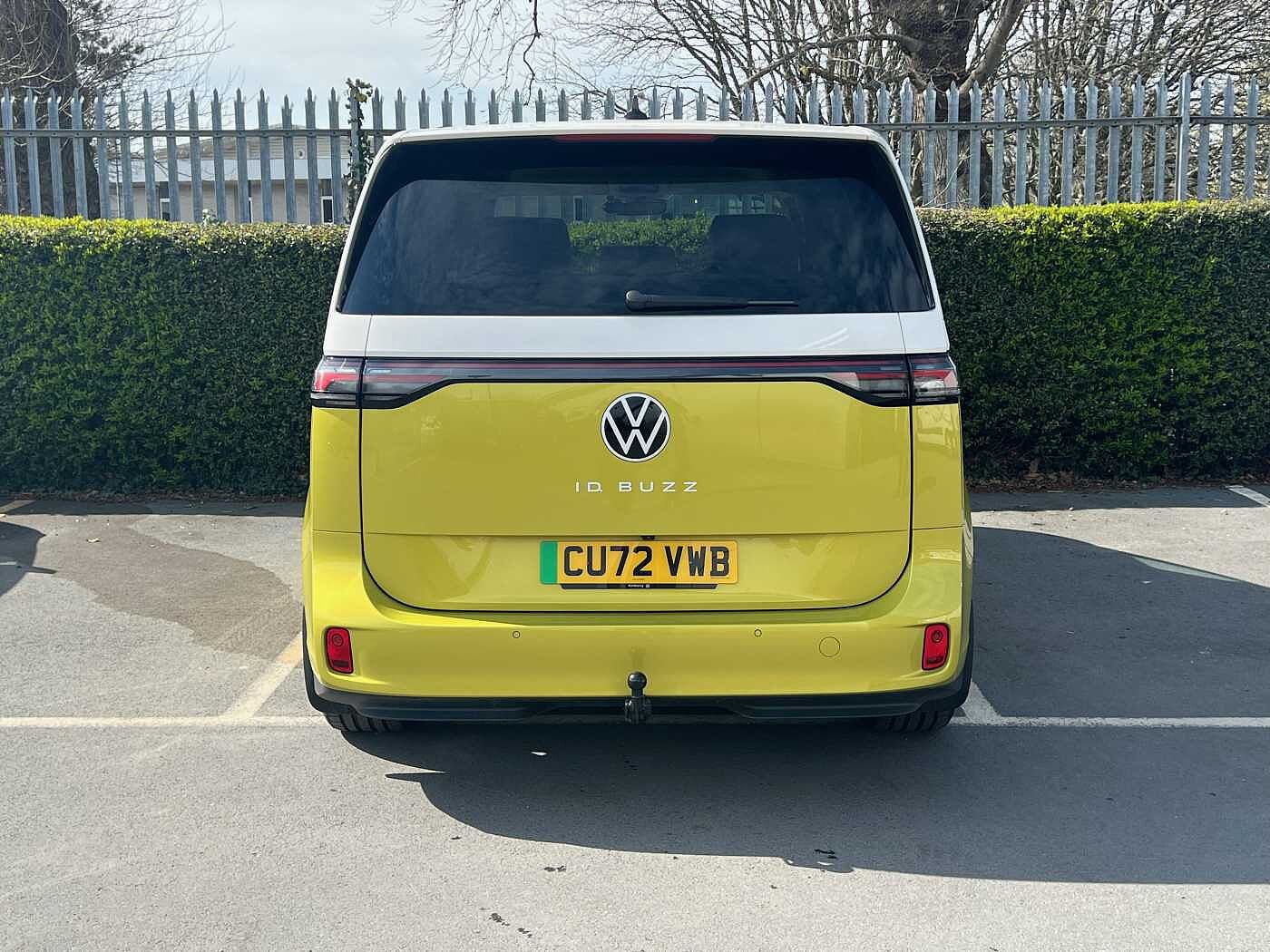 Volkswagen ID.Buzz First Edition 77kWh Pro Standard 204PS Swivel Towbar