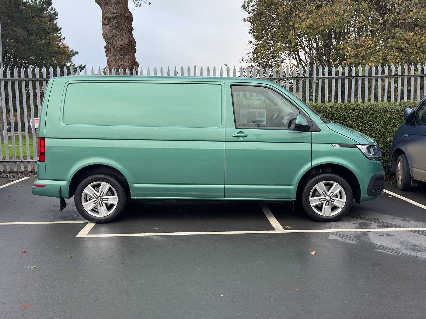 Volkswagen Transporter PV 2.0TDI 150PS Eu6 T32 Highline SWB 4Motion,Diff lock, Tow bar