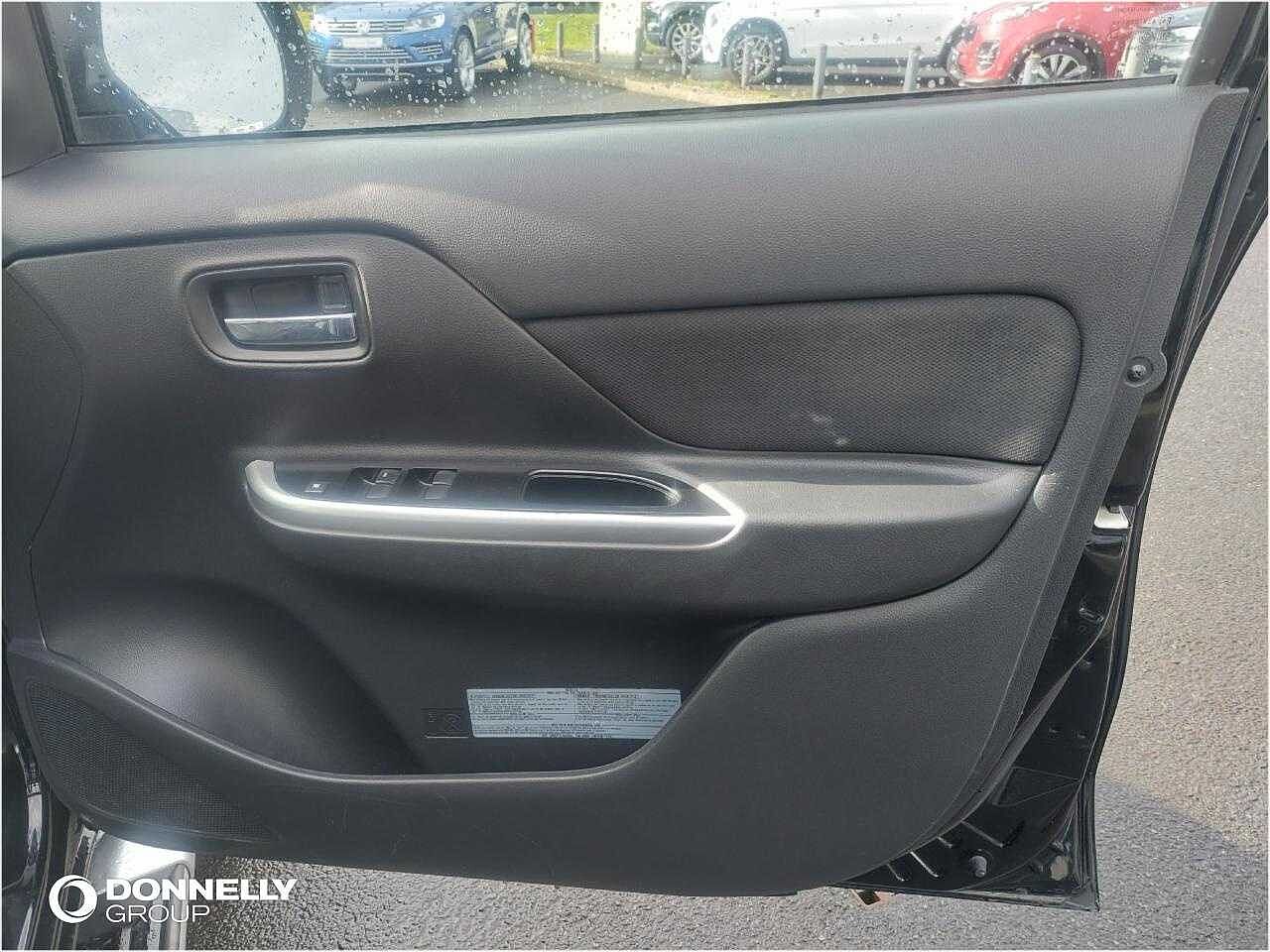 Mitsubishi L200 Double Cab DI-D 150 Warrior 4WD Auto
