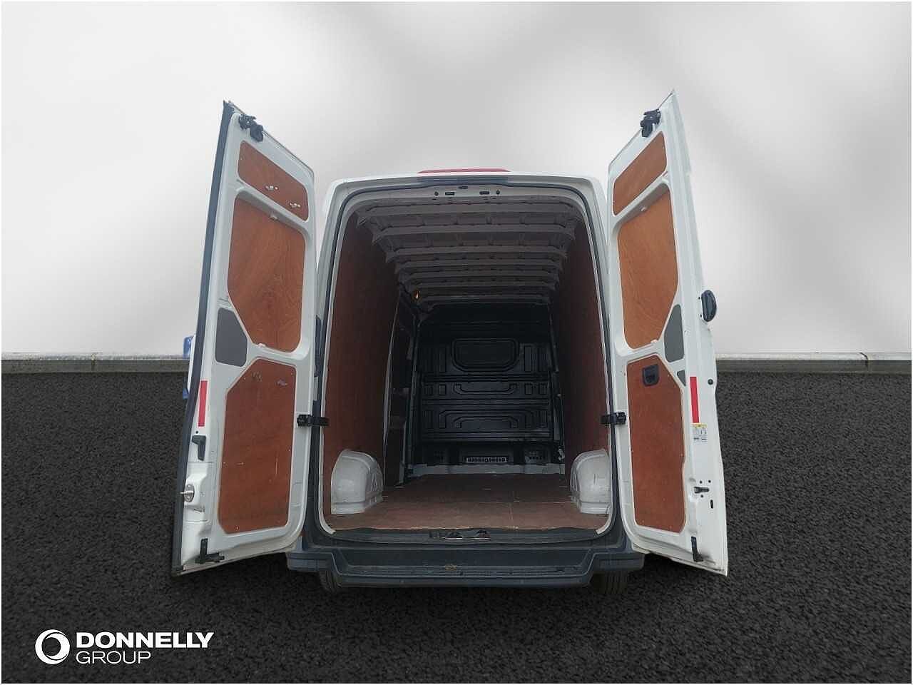 Volkswagen Crafter 2.0 TDI 140PS Startline High Roof Van