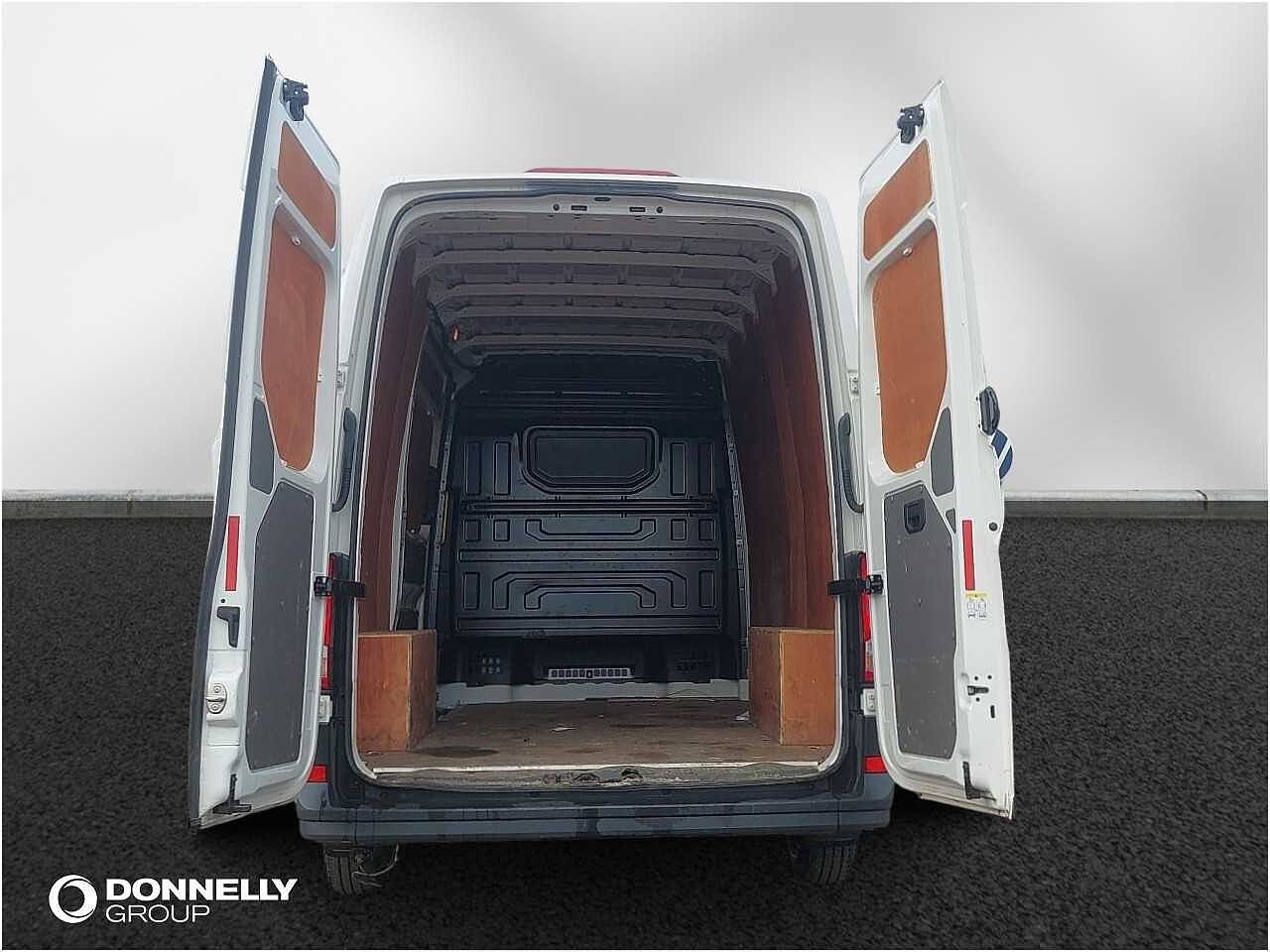 Volkswagen Crafter 2.0 TDI 102PS Startline High Roof Van