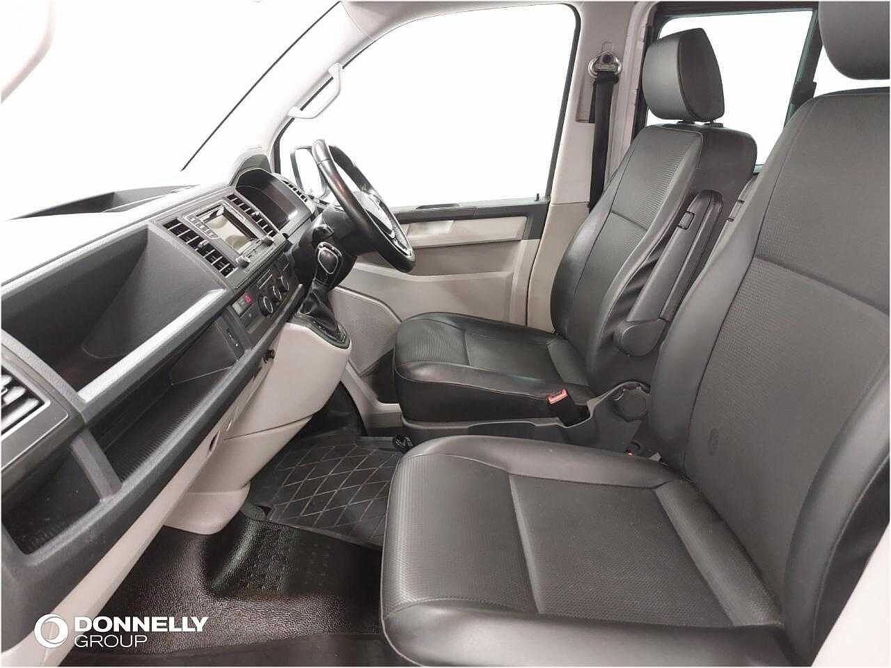 Volkswagen Transporter 2.0 TDI BMT 150 Highline Kombi Van DSG