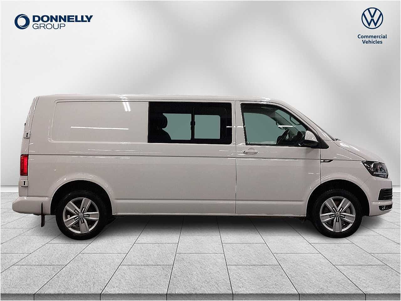 Volkswagen Transporter 2.0 TDI BMT 150 Highline Kombi Van DSG