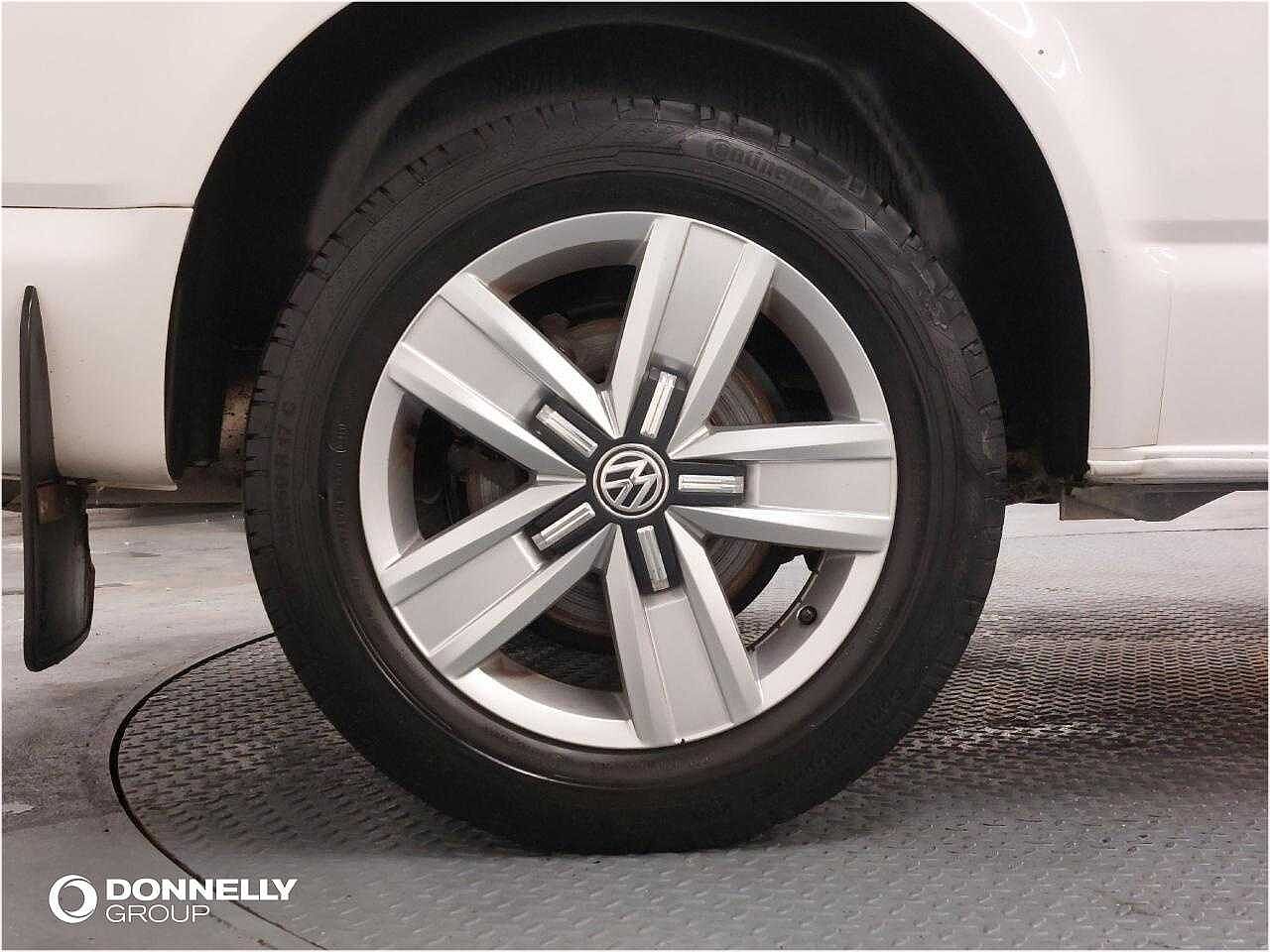 Volkswagen Transporter 2.0 TDI BMT 150 Highline Kombi Van DSG