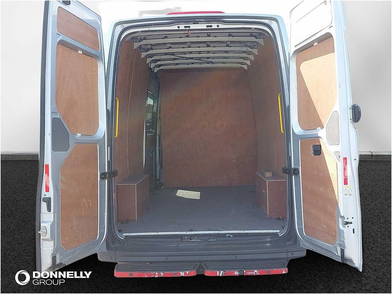 Volkswagen Crafter 2.0 TDI 140PS Trendline High Roof Van