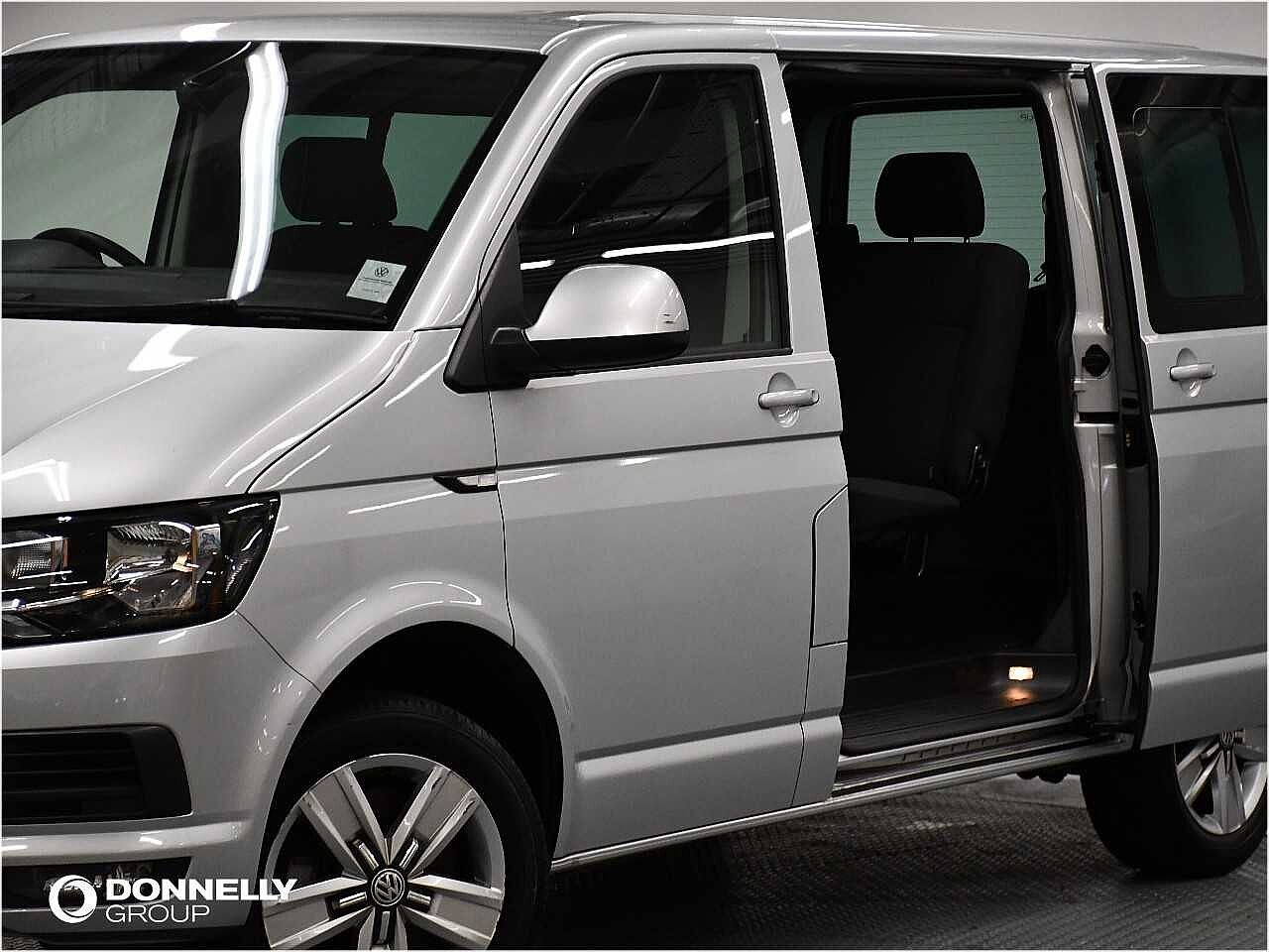 Volkswagen Transporter 2.0 TDI BMT 150 Highline Kombi Van