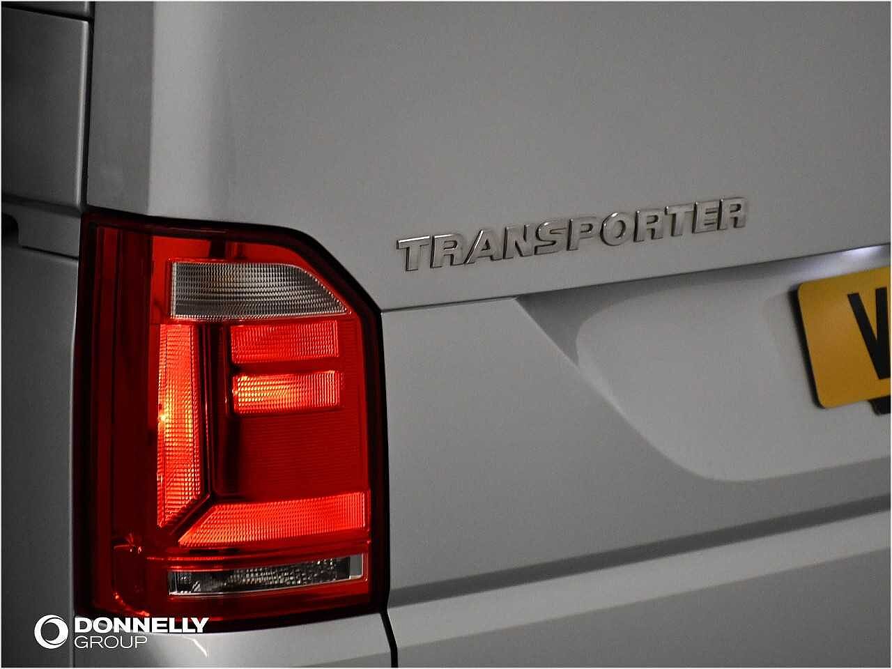 Volkswagen Transporter 2.0 TDI BMT 150 Highline Kombi Van