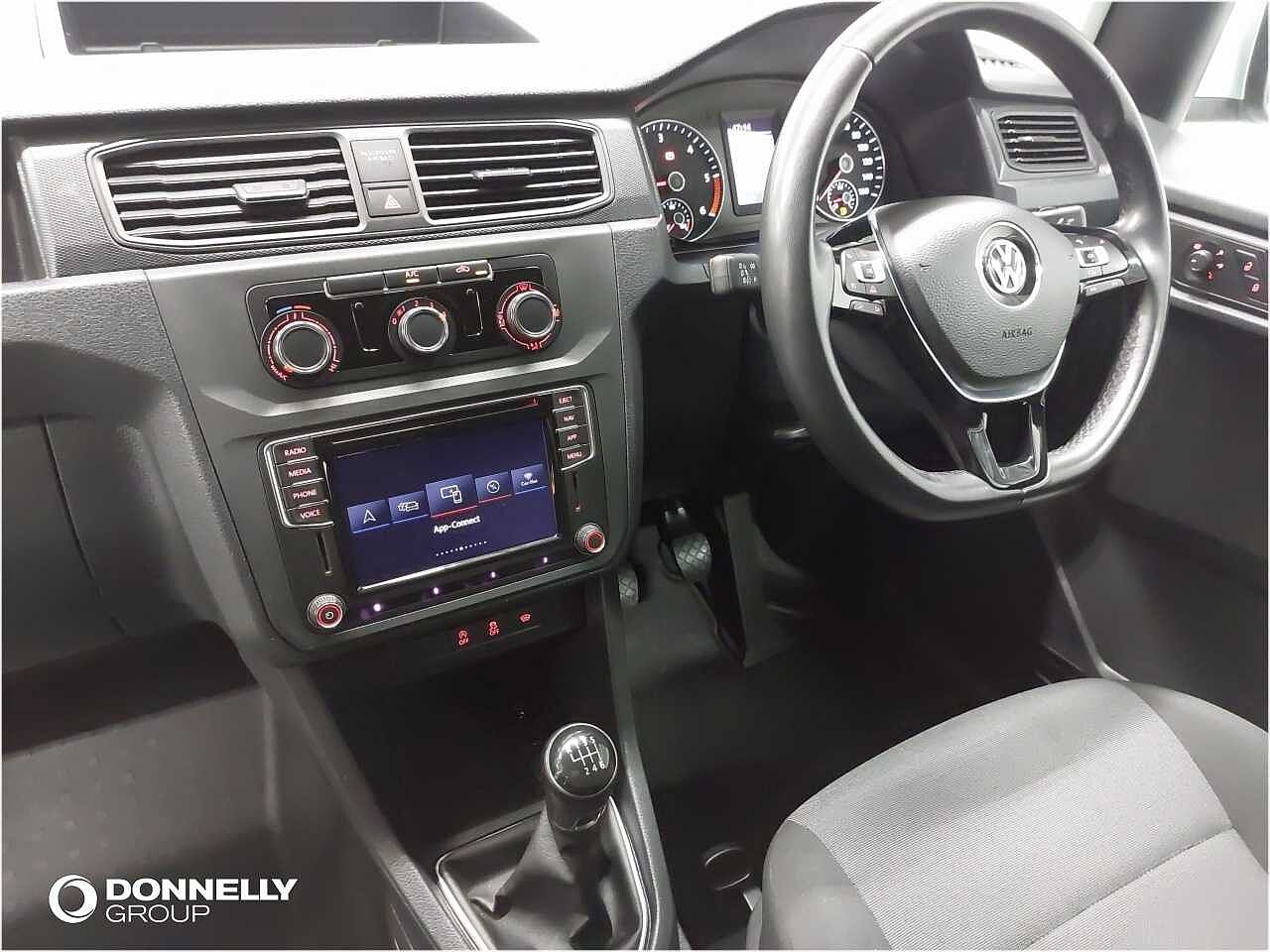 Volkswagen Caddy 2.0 TDI BlueMotion Tech 150PS Highline Nav Van
