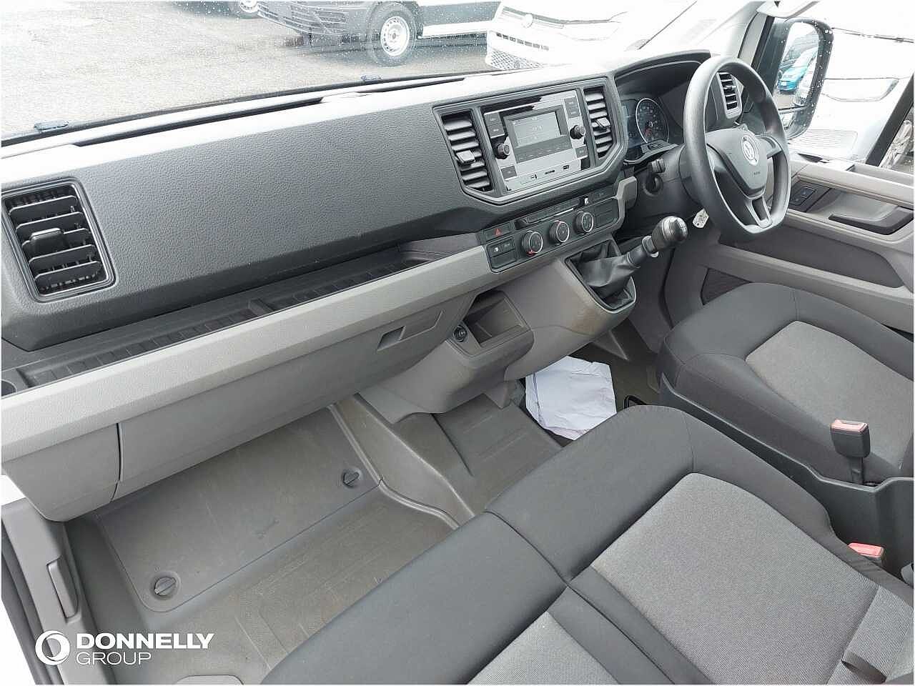 Volkswagen Crafter 2.0 TDI 140PS Welfare Startline High Roof Van
