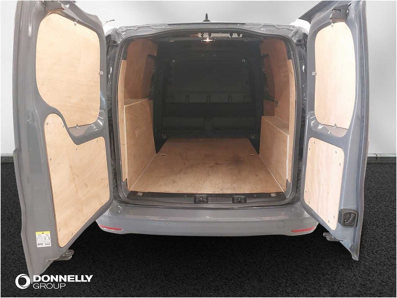 Volkswagen Caddy Maxi 2.0 TDI 102PS Commerce Plus Van