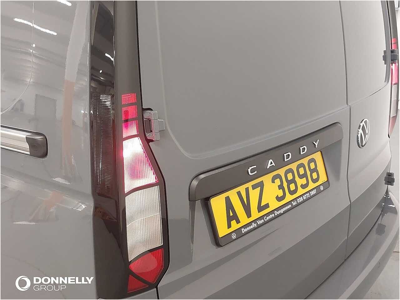 Volkswagen Caddy Maxi 2.0 TDI 102PS Commerce Plus Van