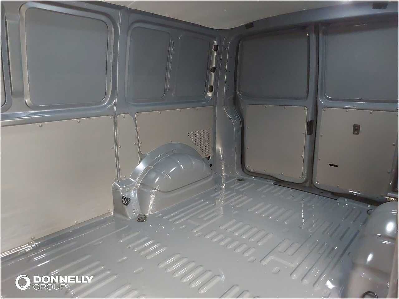 Volkswagen Transporter 2.0 TDI 110 Startline Van
