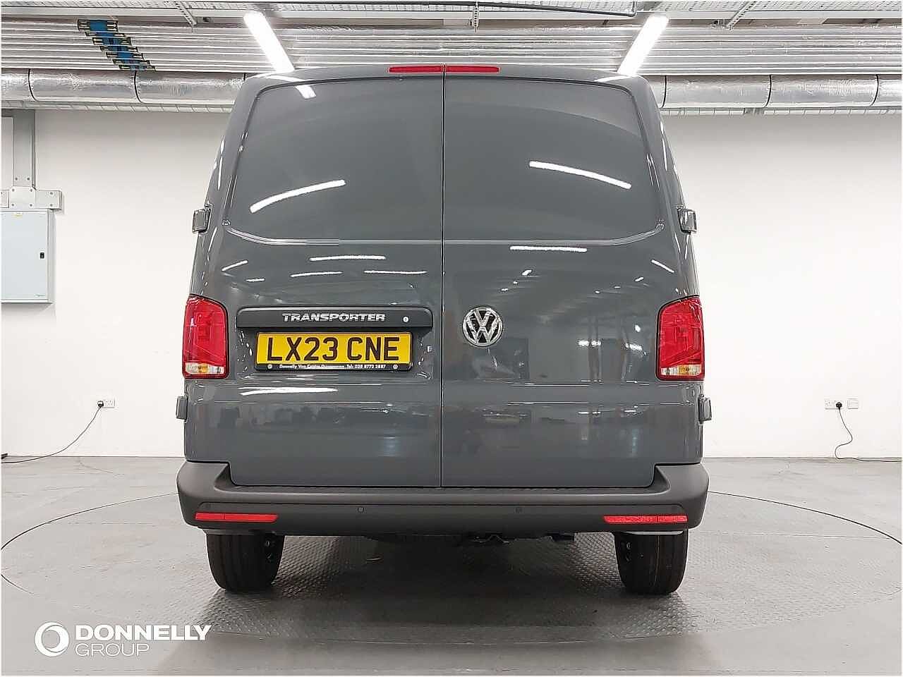Volkswagen Transporter 2.0 TDI 110 Startline Van