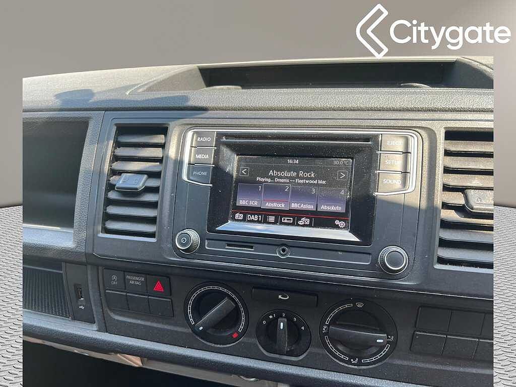 Volkswagen Transporter Zugkopf EU6 150 PS 2.0 TDI BMT 6sp Manual