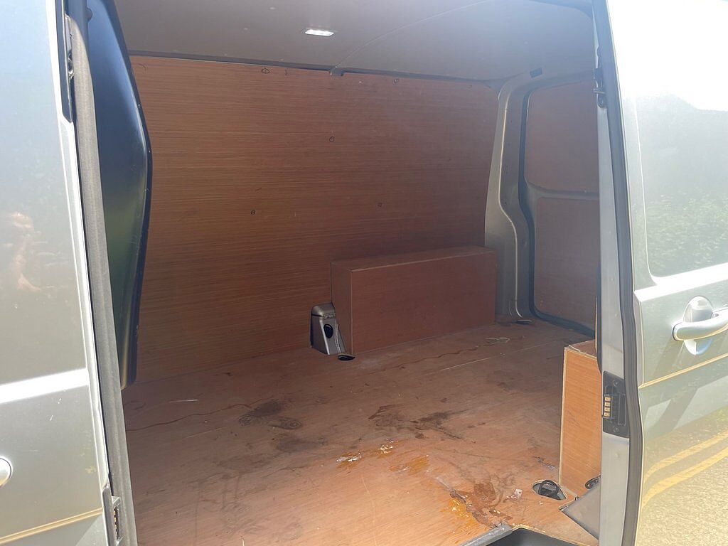 Volkswagen Transporter T28 Panel van Highline SWB 110 PS 2.0 TDI 5sp Manual