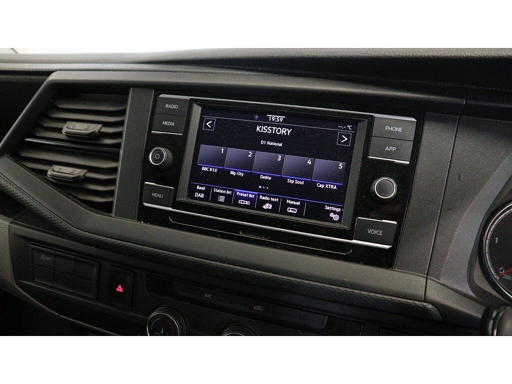 Volkswagen Transporter T28 Panel van Startline LWB 110 PS 2.0 TDI 5sp Manual
