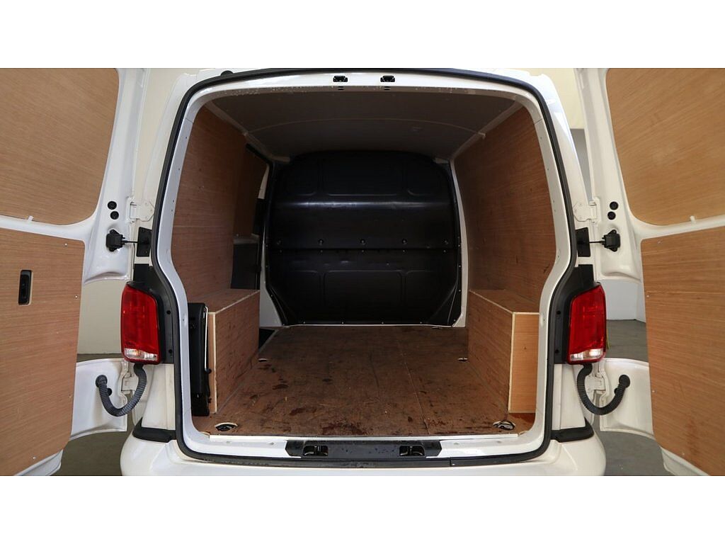 Volkswagen Transporter T32 Panel van Highline SWB 150 PS 2.0 TDI 6sp Manual