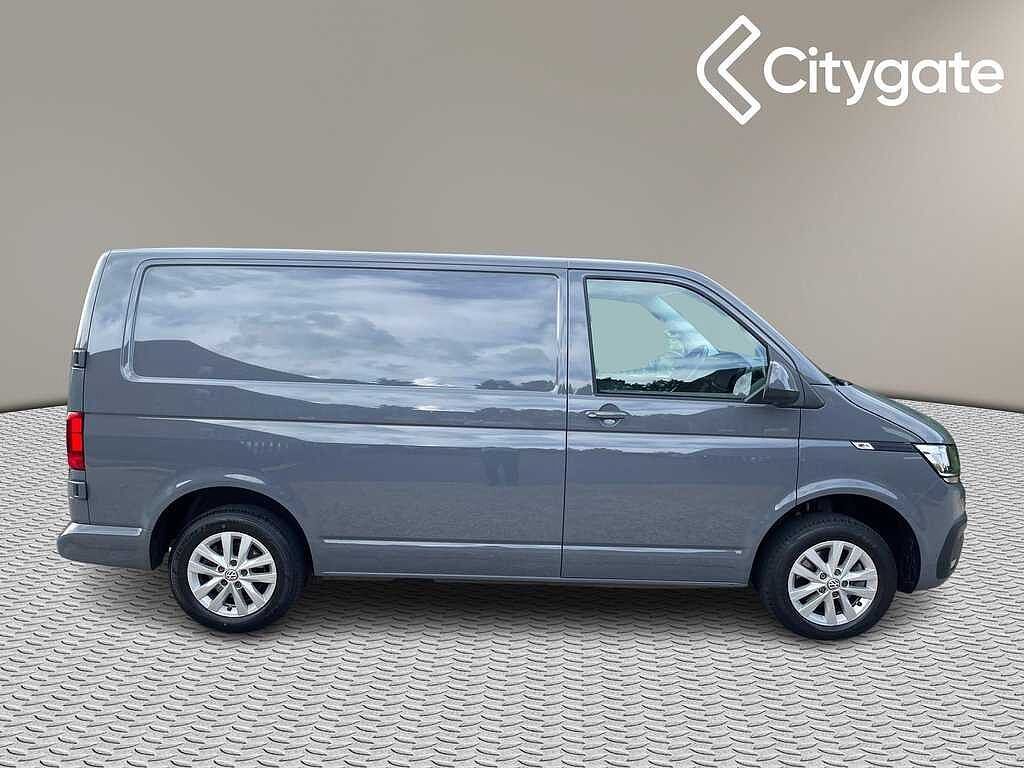 Volkswagen Transporter T28 Panel van Highline SWB 150 PS 2.0 TDI 6sp Manual