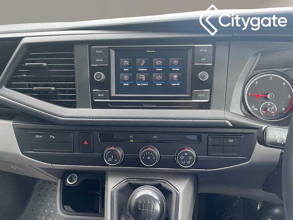 Volkswagen Transporter T28 Panel van Highline SWB 150 PS 2.0 TDI 6sp Manual