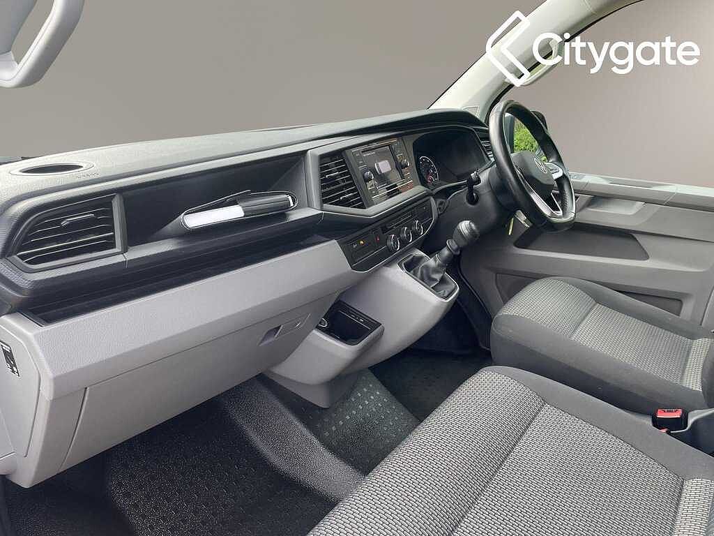 Volkswagen Transporter T28 Panel van Highline SWB 150 PS 2.0 TDI 6sp Manual