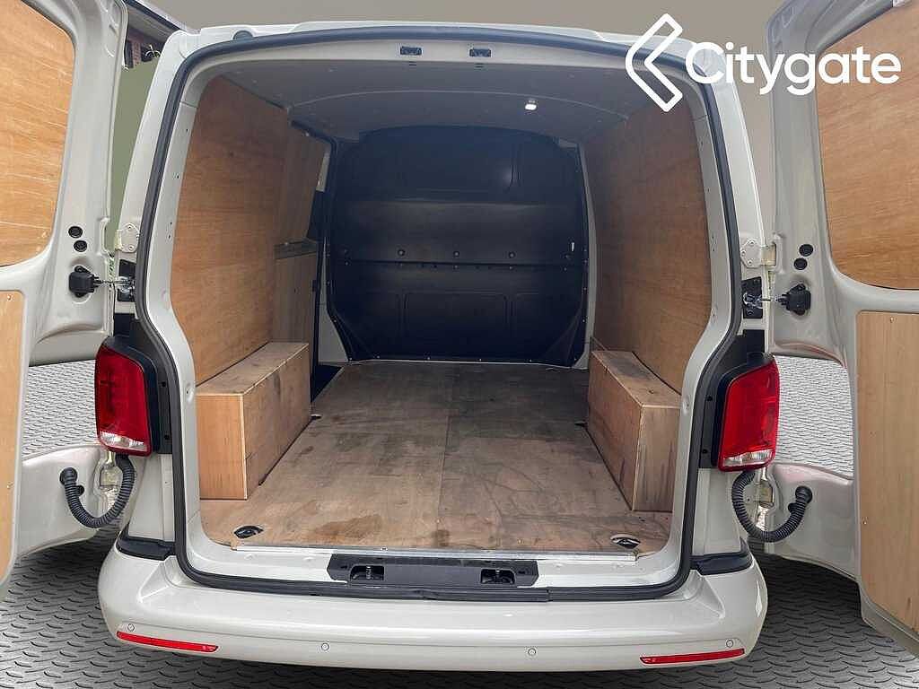 Volkswagen Transporter T28 Panel van Highline SWB 110 PS 2.0 TDI 5sp Manual