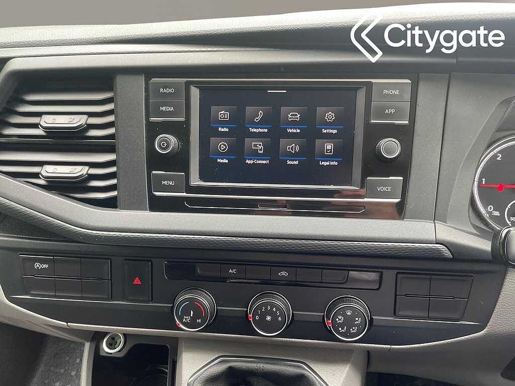 Volkswagen Transporter T28 Panel van Startline SWB 110 PS 2.0 TDI 5sp Manual