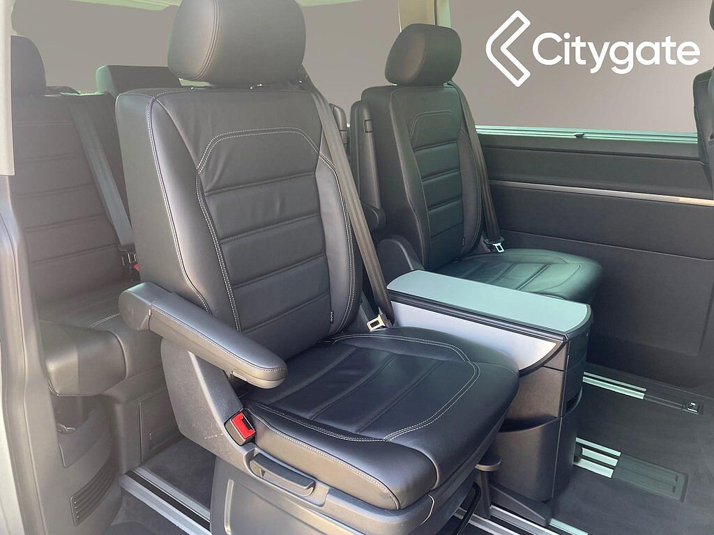 Volkswagen Caravelle Executive SWB 150 PS 2.0 TDI 7sp DSG