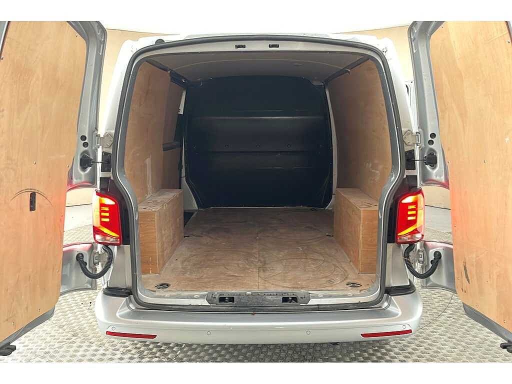 Volkswagen Transporter T28 Panel van Highline SWB 150 PS 2.0 TDI 7sp DSG