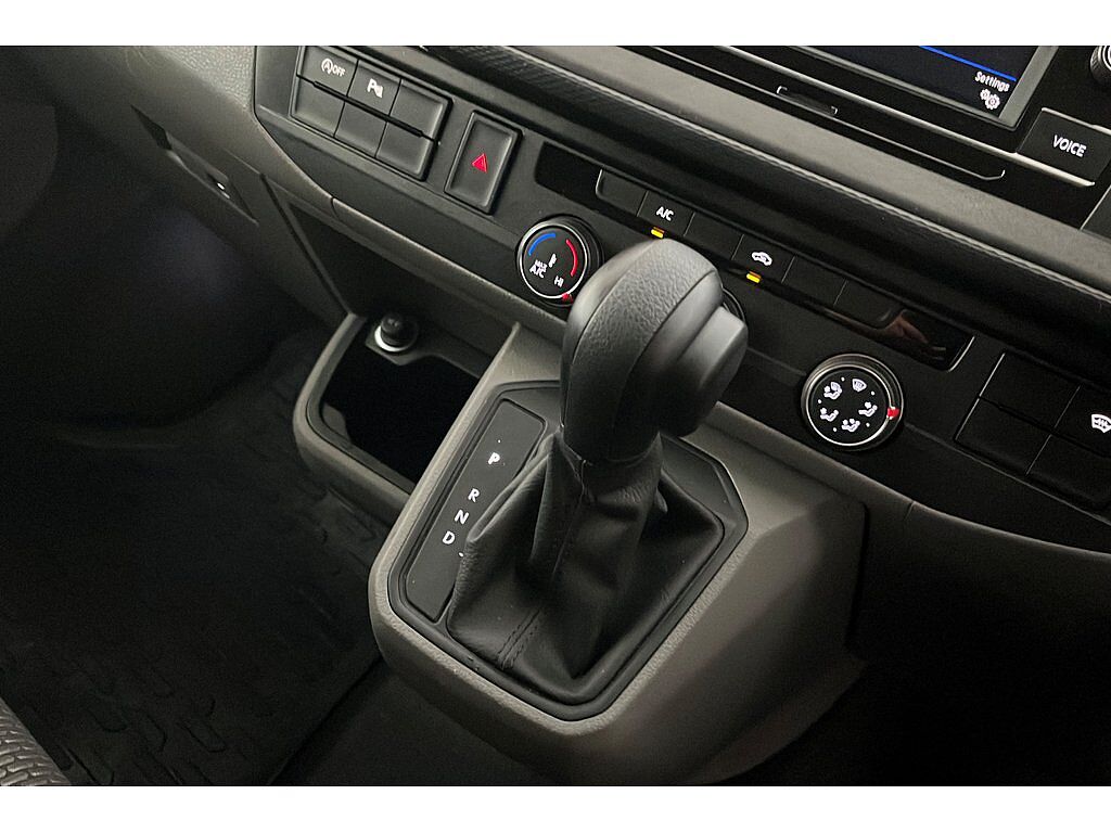 Volkswagen Transporter T28 Panel van Highline SWB 150 PS 2.0 TDI 7sp DSG