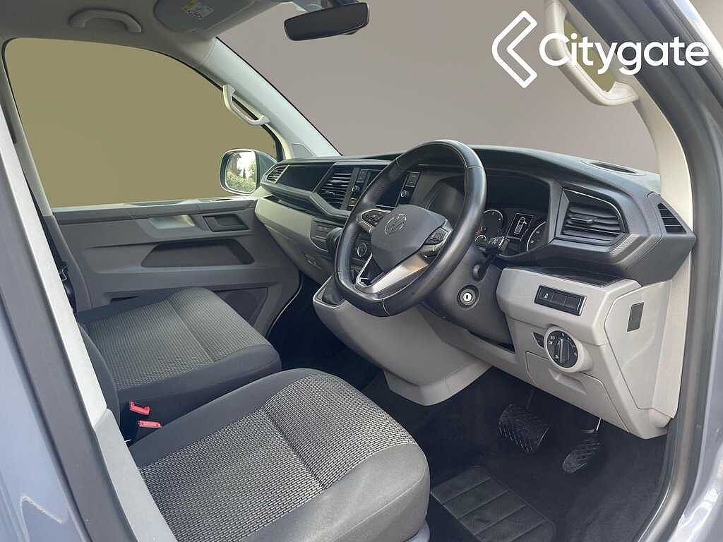 Volkswagen Transporter T28 Panel van Highline SWB 150 PS 2.0 TDI 7sp DSG