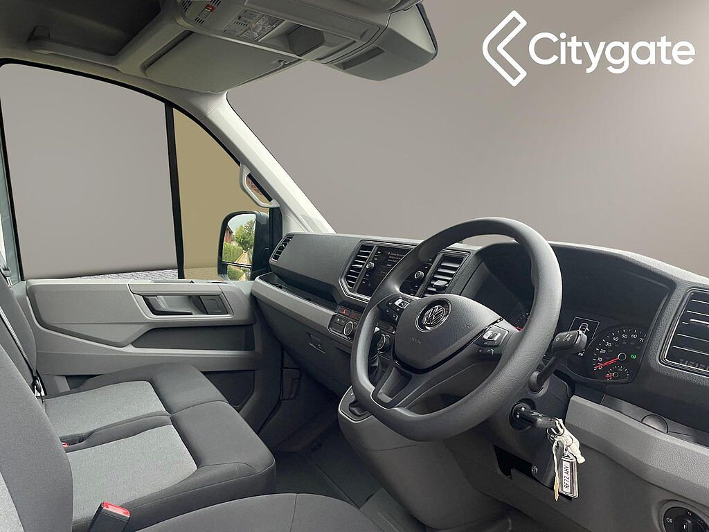 Volkswagen Crafter CR35 Panel van Trendline LWB 140 PS 2.0 TDI 8sp Automatic FWD