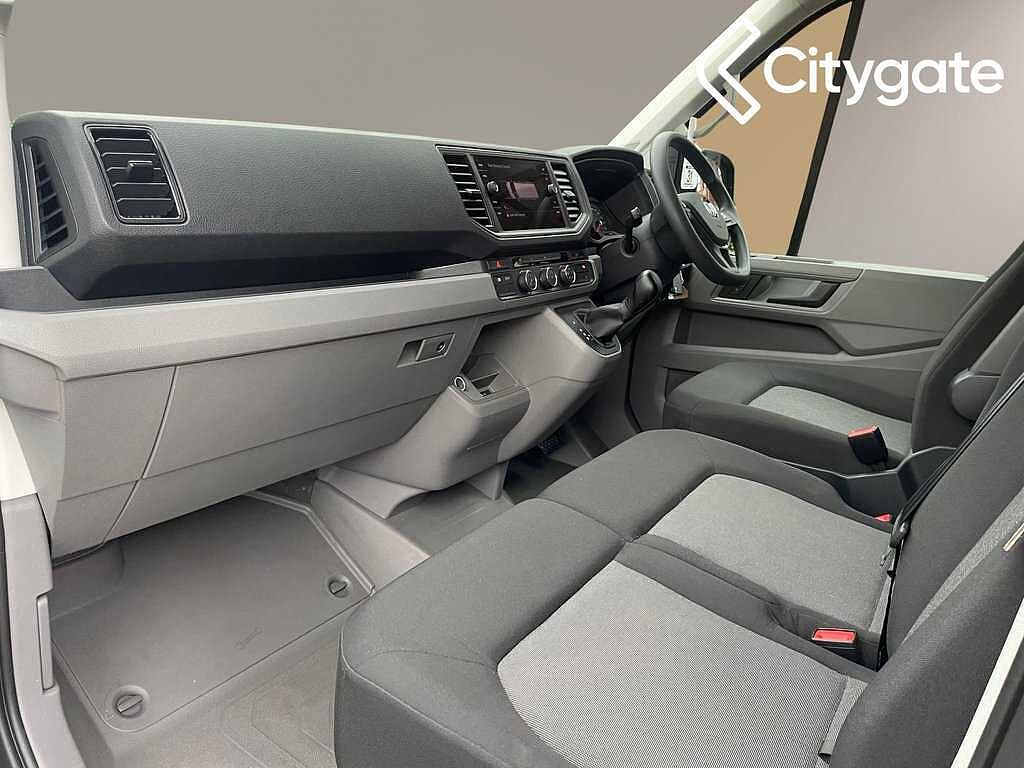 Volkswagen Crafter CR35 Panel van Trendline LWB 140 PS 2.0 TDI 8sp Automatic FWD