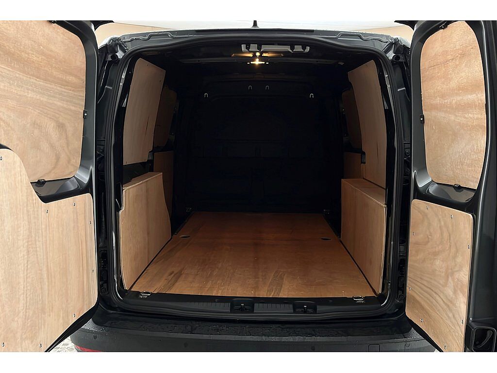 Volkswagen Caddy C20 Cargo Commerce Maxi 102 PS 2.0 TDI 6sp Manual