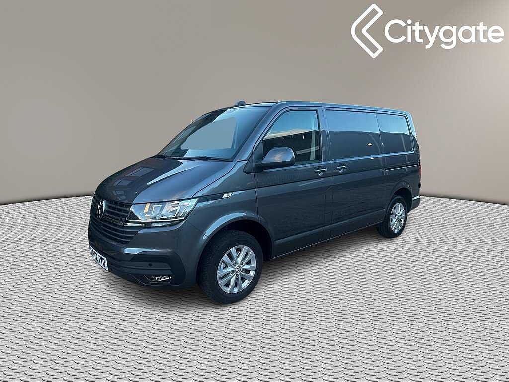 Volkswagen Transporter T28 Panel van Highline SWB 150 PS 2.0 TDI 7sp DSG