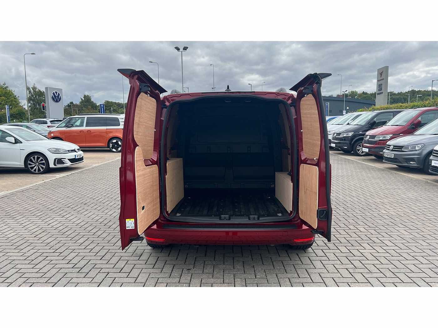 Volkswagen Caddy C20 Cargo Commerce Pro SWB 122 PS 2.0 TDI 7sp DSG