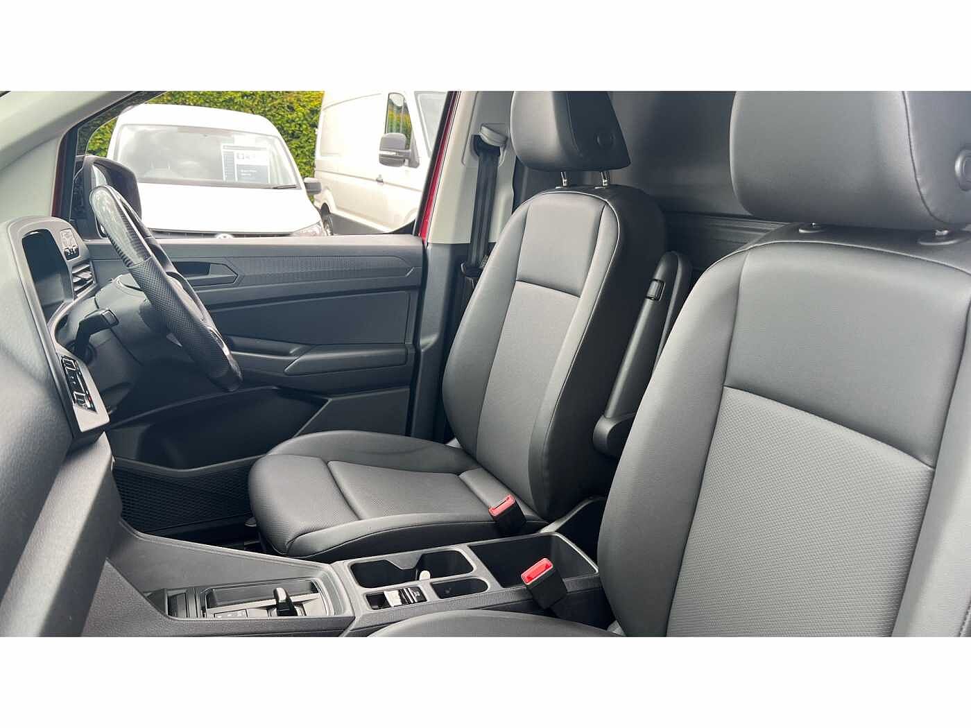 Volkswagen Caddy C20 Cargo Commerce Pro SWB 122 PS 2.0 TDI 7sp DSG