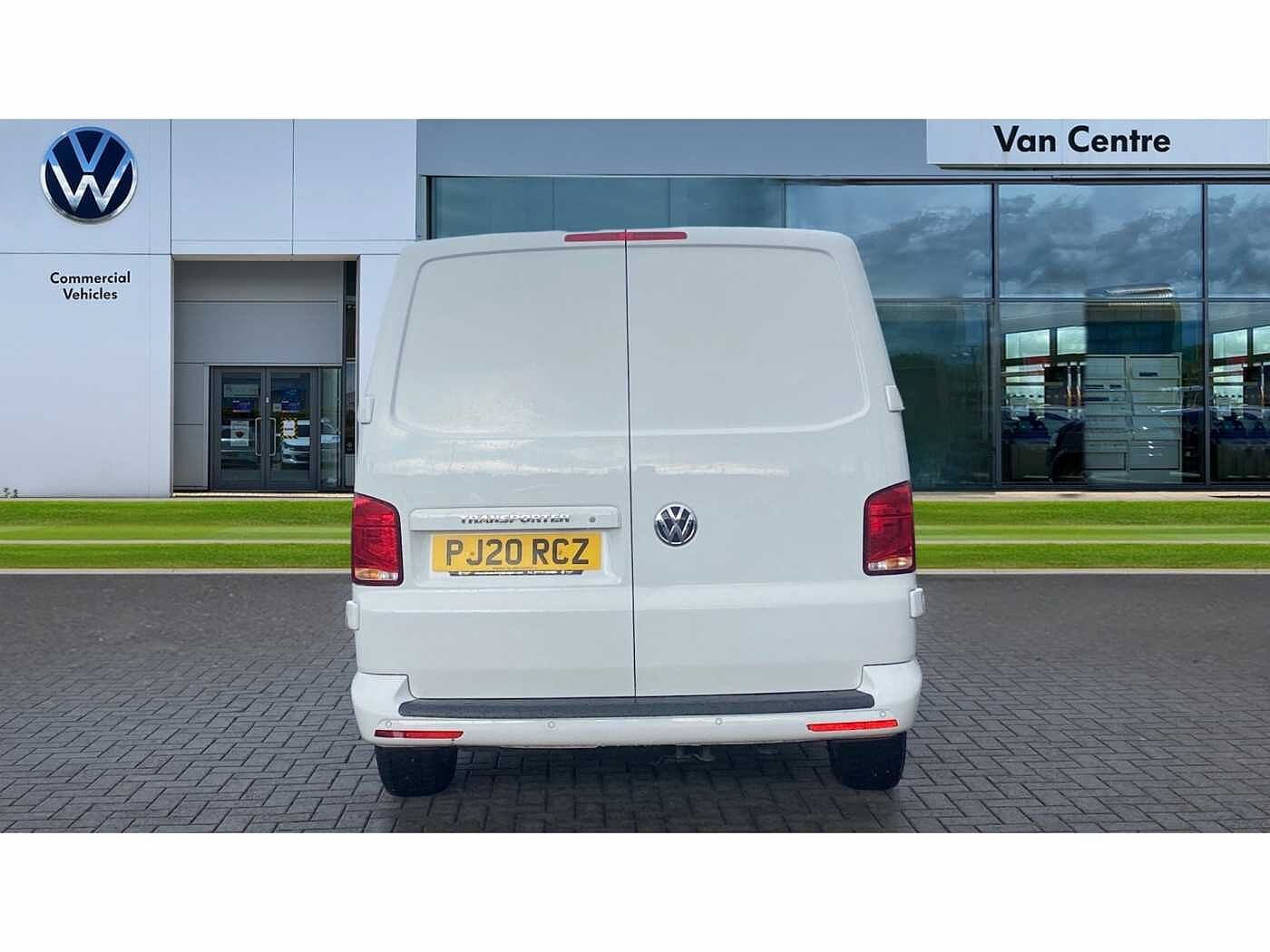Volkswagen Transporter T32 Kombi Highline LWB 150 PS 2.0 TDI 6sp Manual
