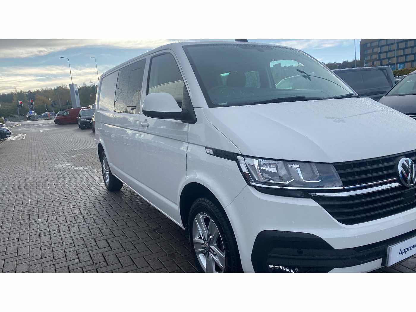Volkswagen Transporter T32 Kombi Highline LWB 150 PS 2.0 TDI 6sp Manual