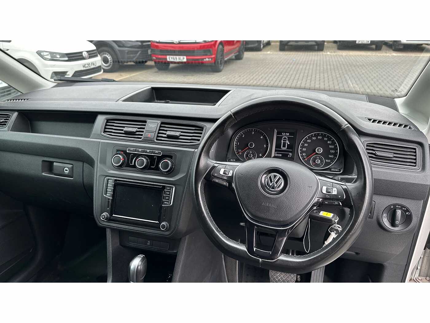 Volkswagen Caddy C20 Panel van Highline 102 PS 2.0 TDI 6sp DSG