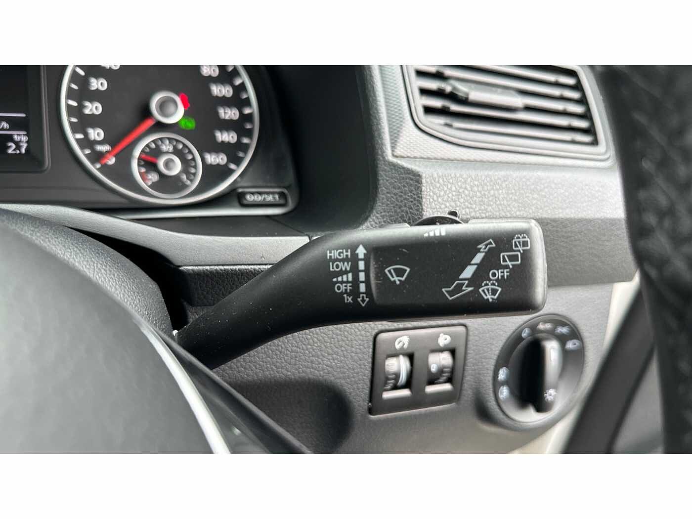 Volkswagen Caddy C20 Panel van Highline 102 PS 2.0 TDI 6sp DSG