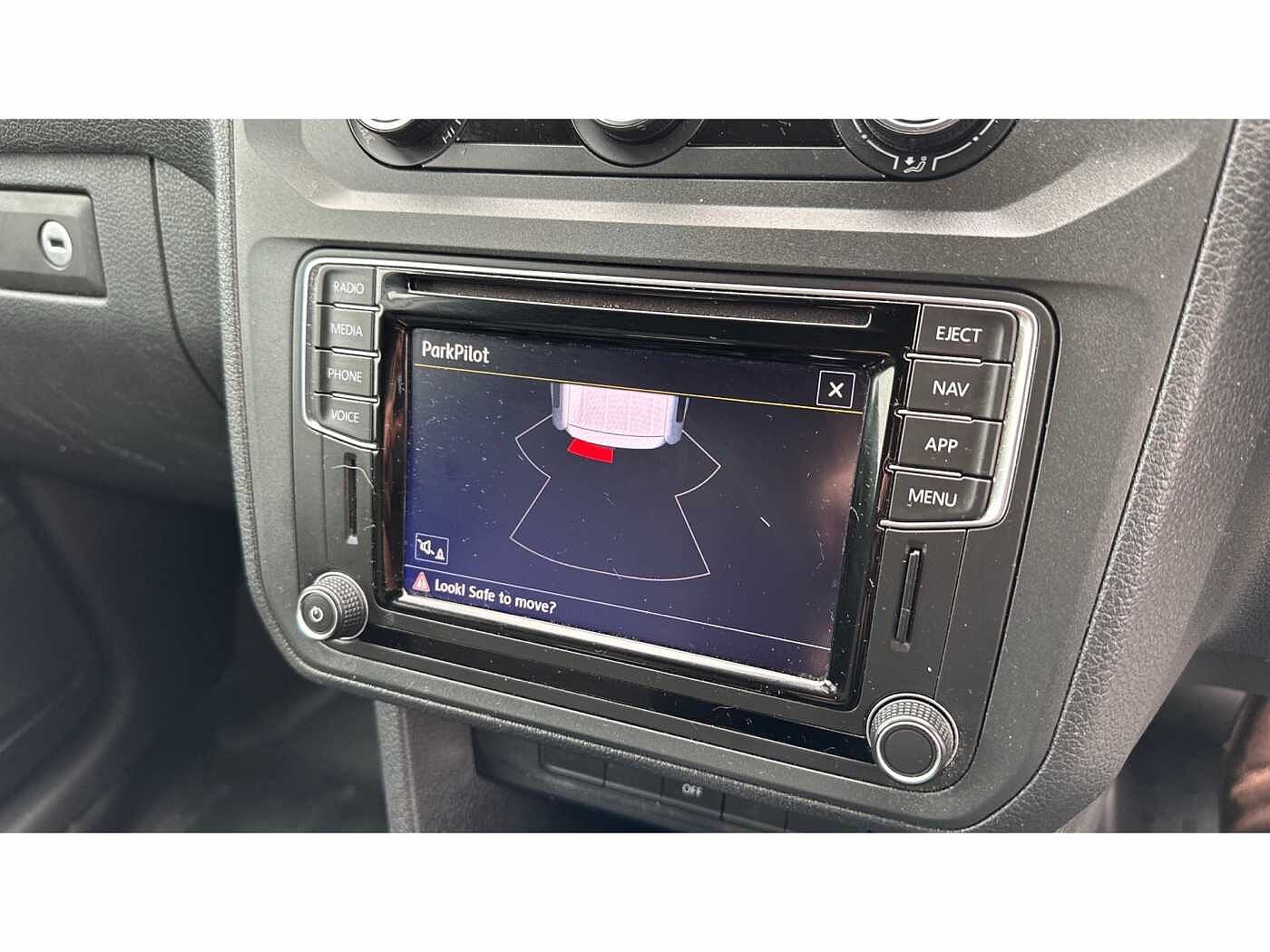 Volkswagen Caddy C20 Panel van Highline 102 PS 2.0 TDI 6sp DSG