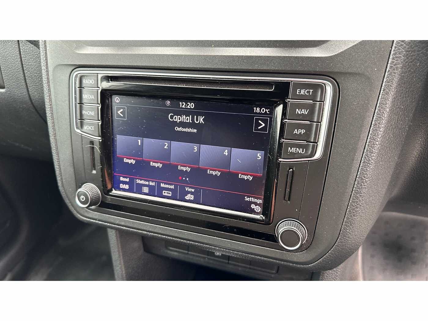 Volkswagen Caddy C20 Panel van Highline 102 PS 2.0 TDI 6sp DSG