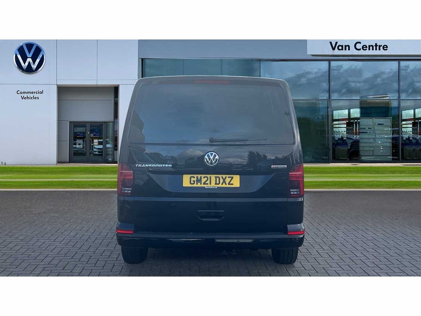 Volkswagen Transporter T32 Kombi Highline SWB 204 PS 2.0 TDI 7sp DSG 4MOTION