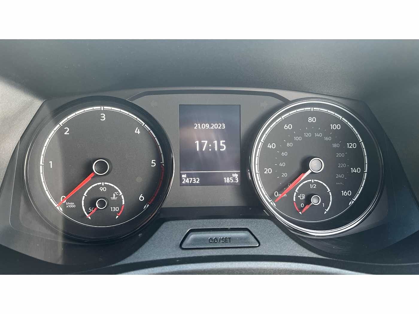 Volkswagen Transporter T32 Kombi Highline SWB 204 PS 2.0 TDI 7sp DSG 4MOTION