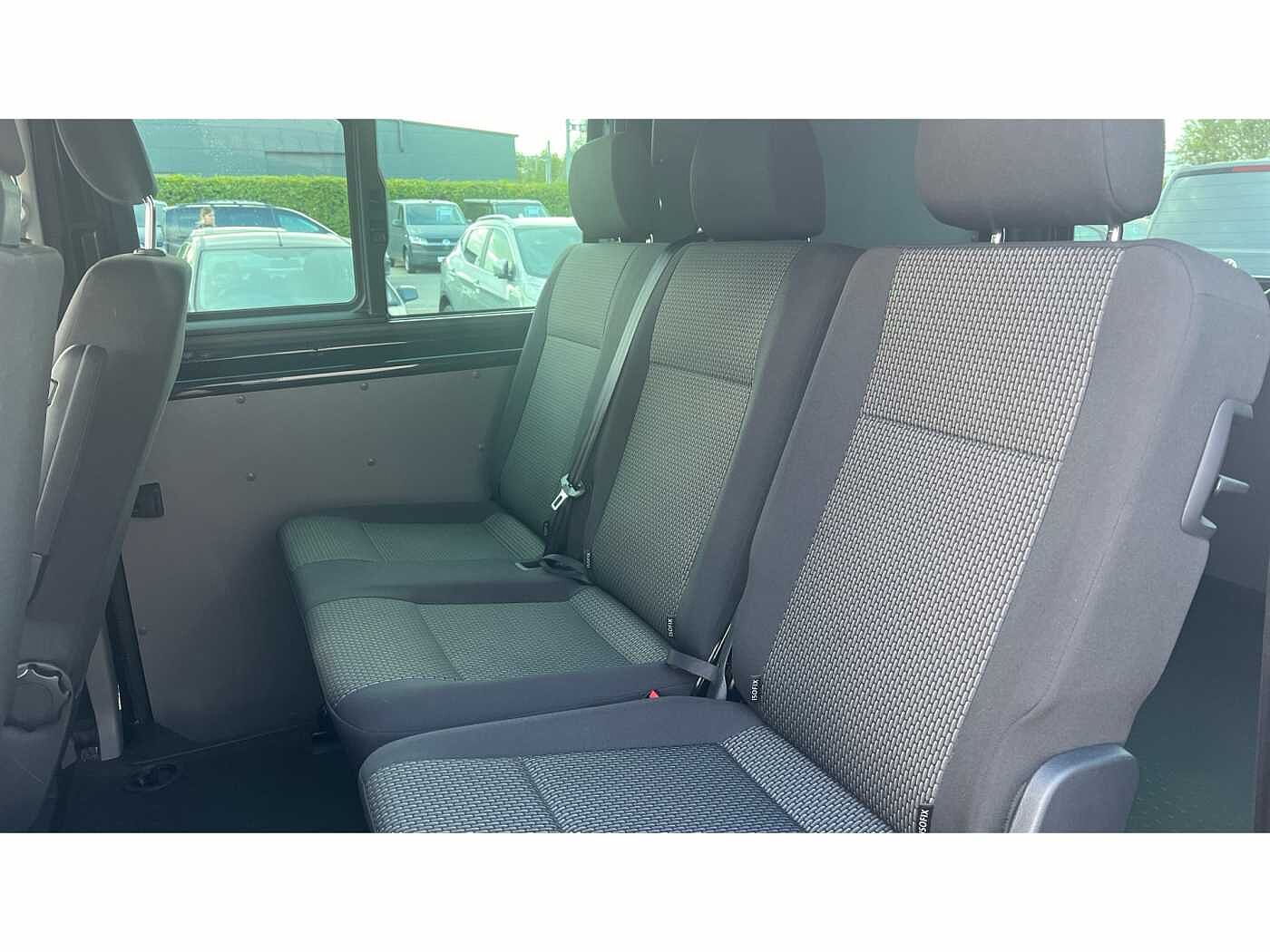 Volkswagen Transporter T32 Kombi Highline SWB 204 PS 2.0 TDI 7sp DSG 4MOTION