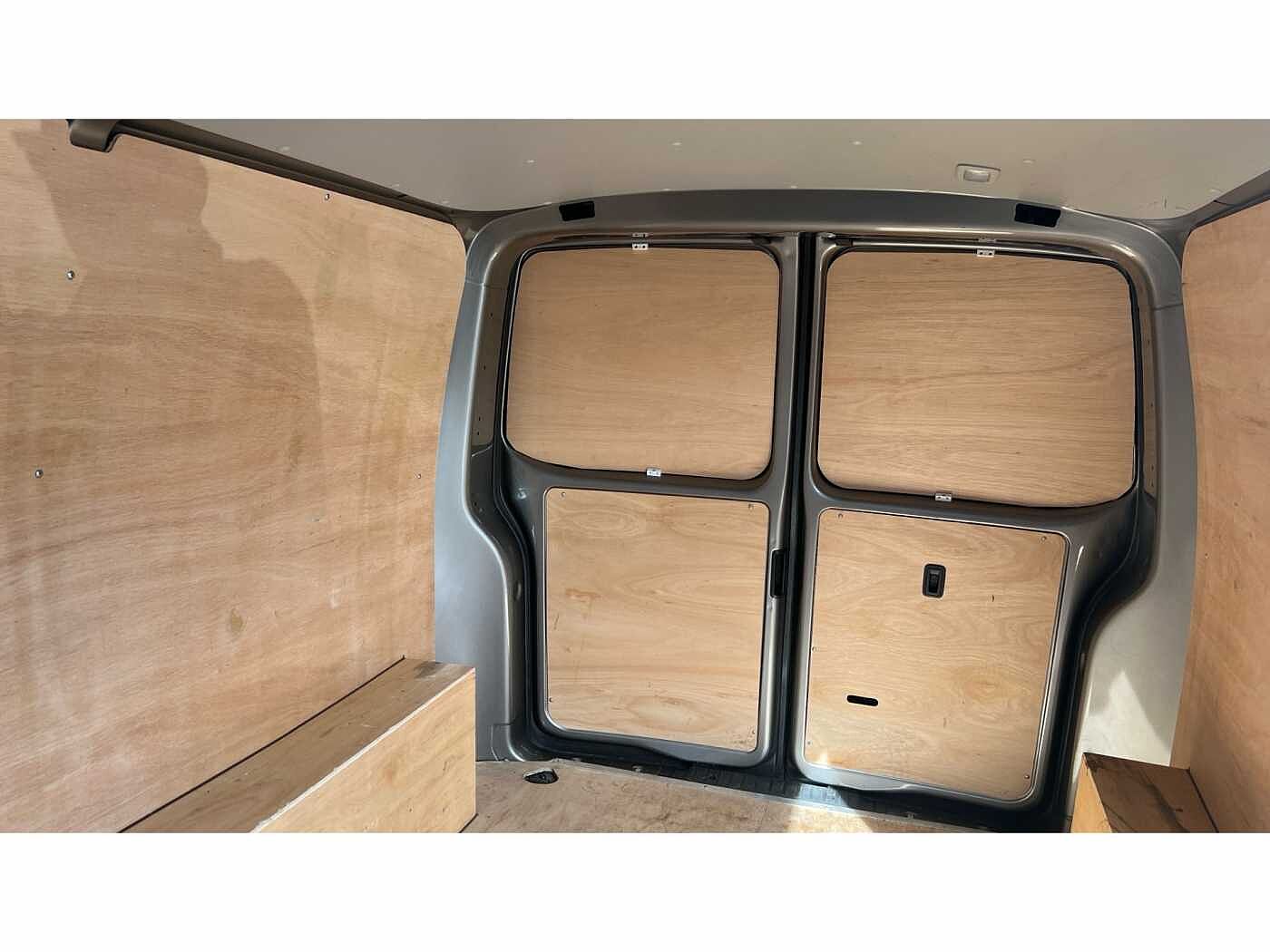 Volkswagen Transporter T28 Panel van Highline SWB 150 PS 2.0 TDI 6sp Manual
