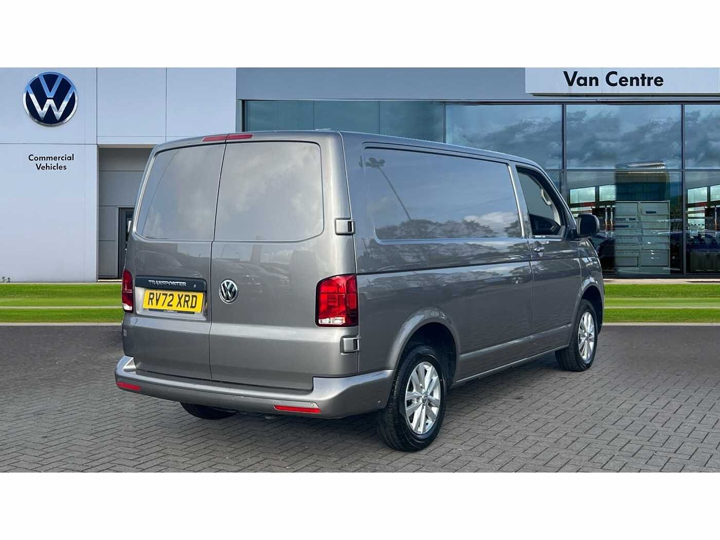 Volkswagen Transporter T28 Panel van Highline SWB 150 PS 2.0 TDI 6sp Manual