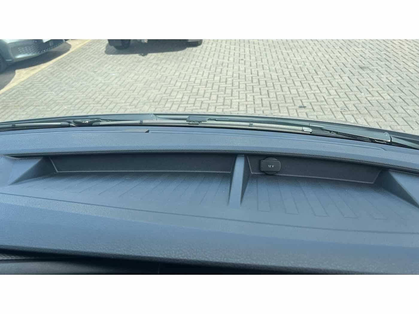 Volkswagen Transporter T28 Panel van Highline SWB 150 PS 2.0 TDI 6sp Manual