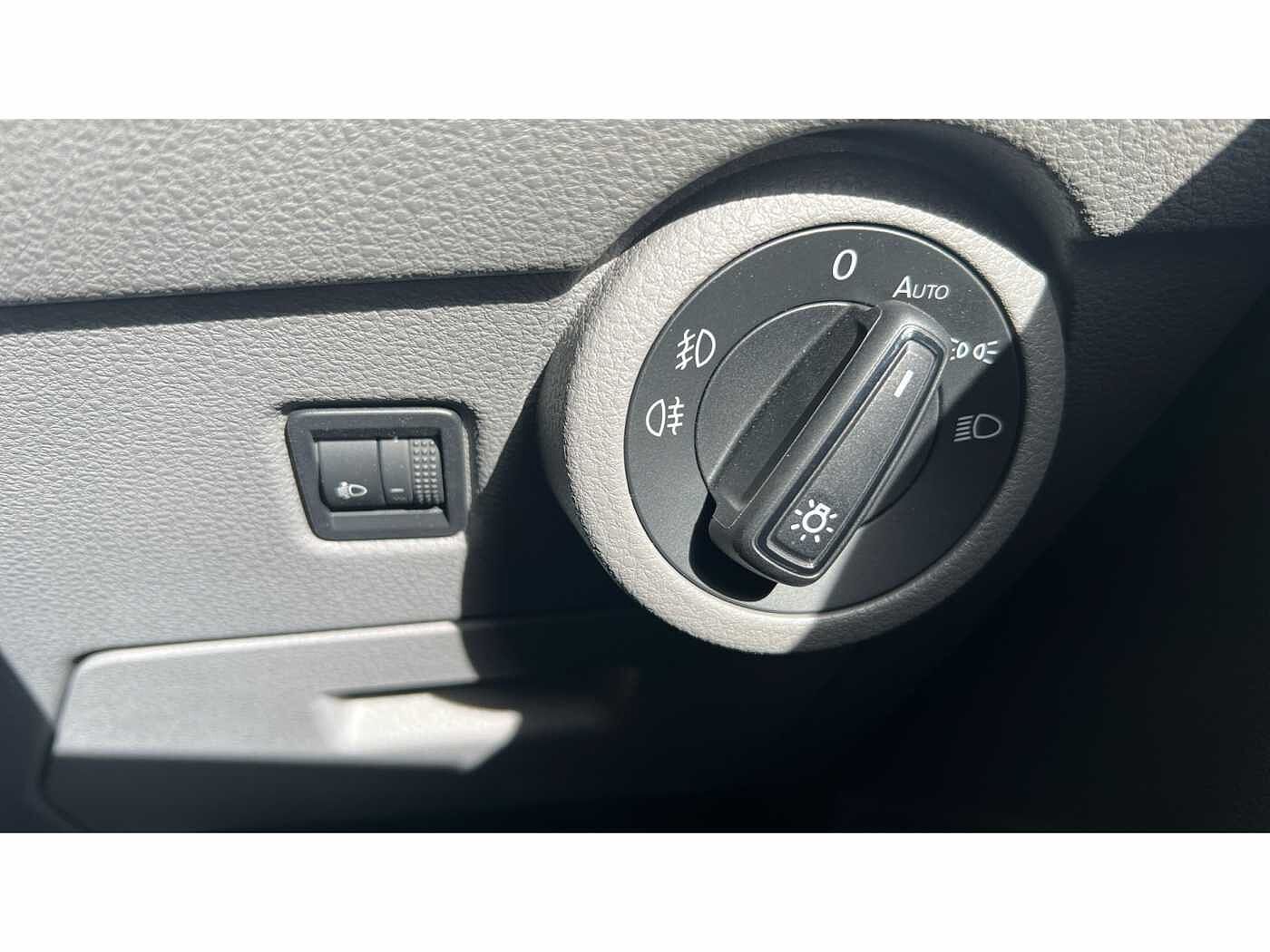Volkswagen Transporter T28 Panel van Highline SWB 150 PS 2.0 TDI 6sp Manual