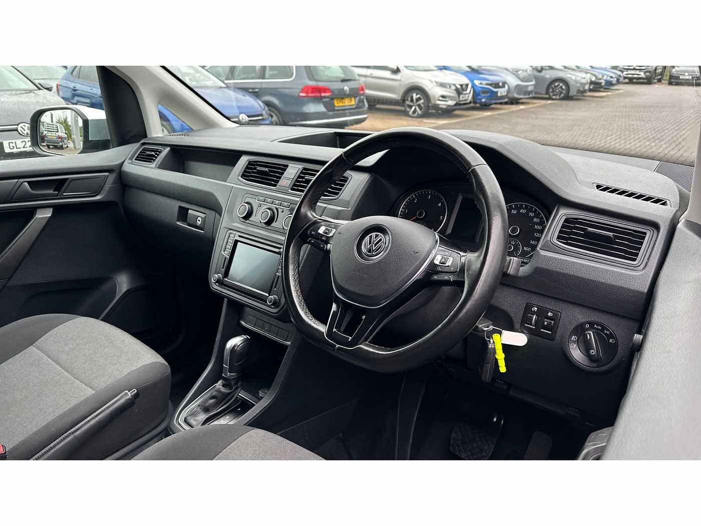 Volkswagen Caddy C20 Panel van Highline SWB 150 PS 2.0 TDI 6sp DSG